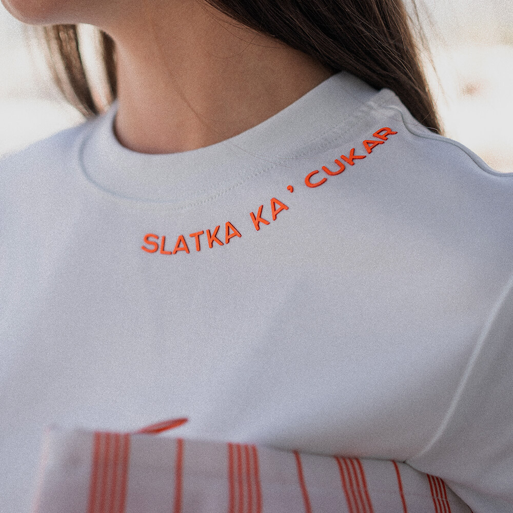 SLATKA KA’ CUKAR / (A)MORE • Boyfriend Ženska Majica